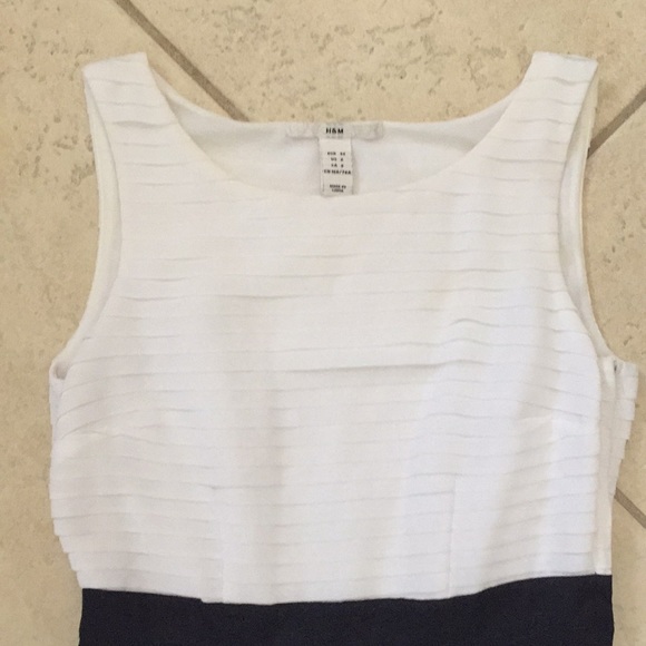 H&M layered white top, navy bottom business dress - Picture 2 of 3